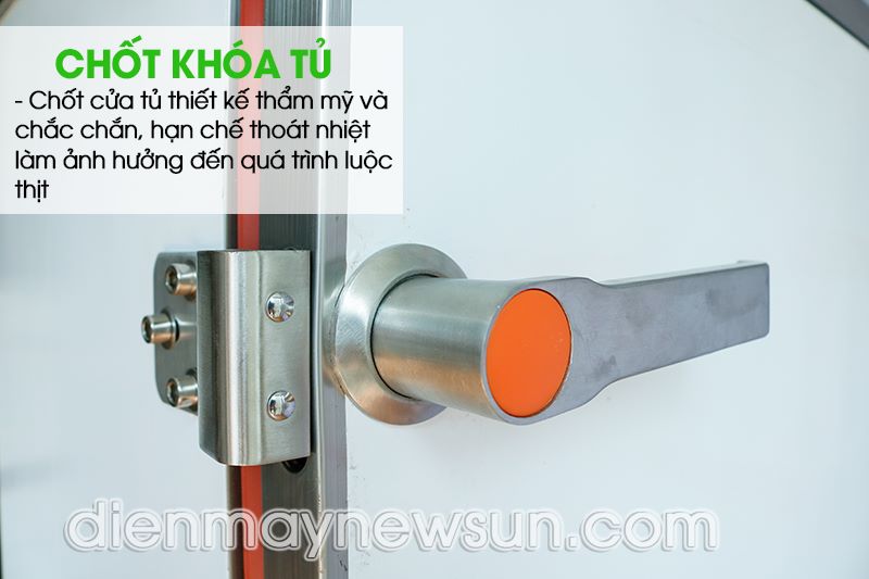 Tủ hấp thịt làm chà bông Tủ hấp có chốt khóa