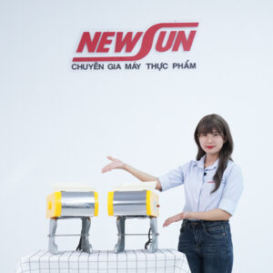 Máy thái thịt tươi sống mini HR-70 sau khi được vệ sinh sạch sẽ