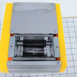 Bộ dao tròn xếp xen kẽ của máy thái thịt tươi sống mini HR-70