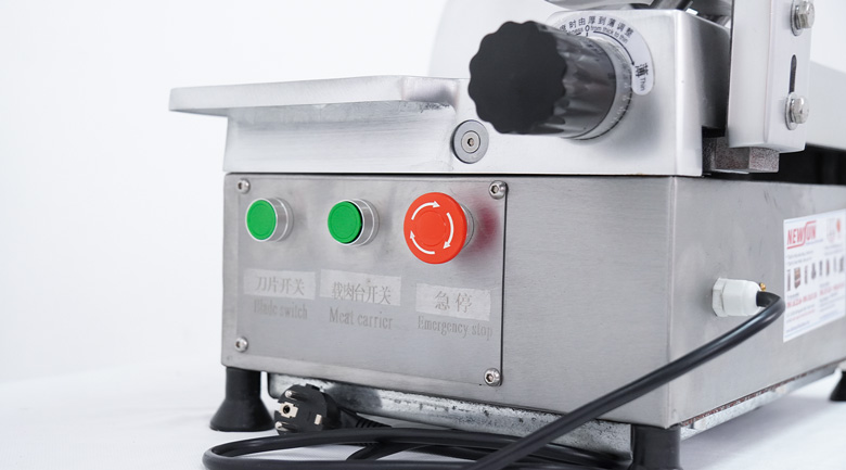 duoi-ava5-may-thai-thit-se-lanh-tu-dong-qh-300as duoi ava5 may thai thit se lanh tu dong qh 300as