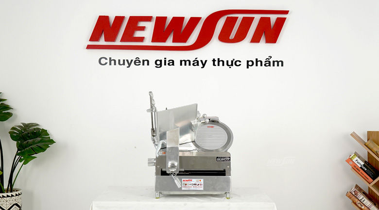 may-thai-thit-se-lanh-sl300bn-ban-cao-cap-1-3 may thai thit se lanh sl300bn ban cao cap 1 3