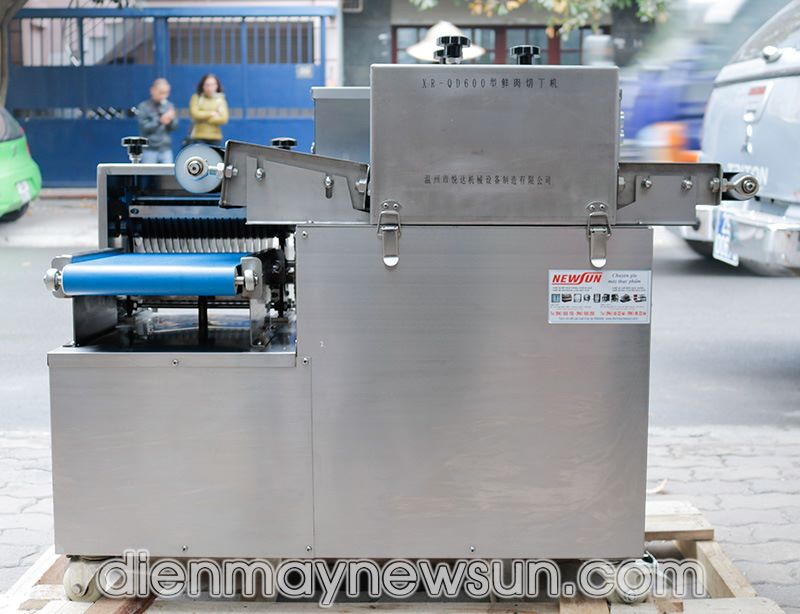 may-thai-thit-tuoi-song-cong-nghiep-ns-xr-qd600-1-2 Máy thái thịt công nghiệp NS-XR-QD600